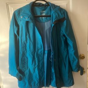 Women’s LL Bean all season (water repellent) jacket; size S; hooded; teal color
